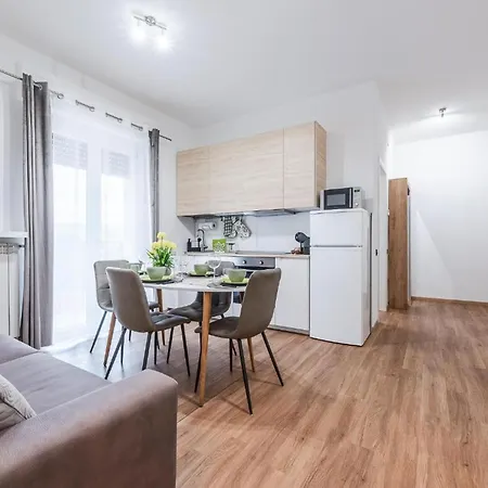 Essenza Moderna Comfort E Comodita Appartement Brescia
